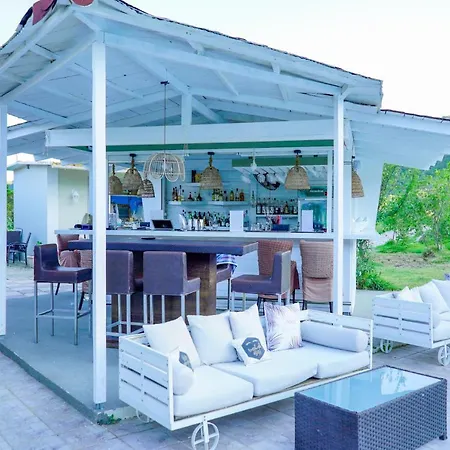 Bed and Breakfast Pacifae 4*