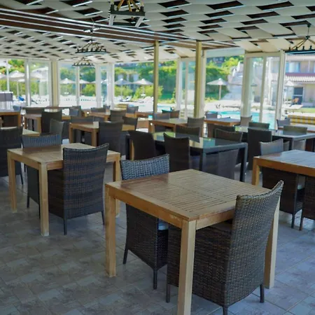 Pacifae Bed and Breakfast Κατελειός